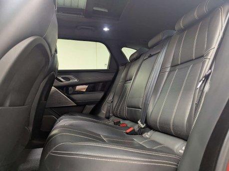 Land Rover Range Rover Velar 3.0 Range Rover Velar R-Dynamic HSE D300 Auto 4WD 5dr 44