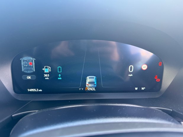 Ford Kuga ST-LINE 25