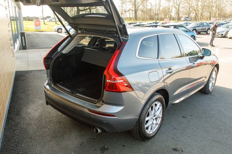 Volvo XC60 D4 MOMENTUM 35