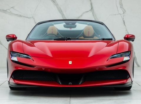Ferrari SF90 Spider 7