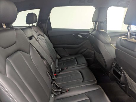 Audi Q7 3.0 Q7 Black Edition 55 TFSI MHEV Quattro Auto 4WD 5dr 46