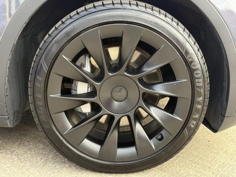 Tesla Model Y (Dual Motor) Long Range SUV 5dr Electric Auto 4WDE (384 bhp) 14