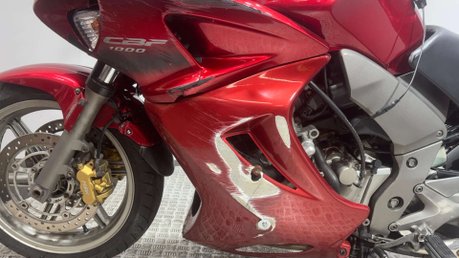 Honda CB 2010 GOOD RUNNING PROJECT BIKE SPARES OR REPAIR 1000CC 22