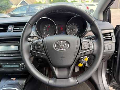 Toyota Avensis 1.6 D-4D Active Touring Sports Euro 6 (s/s) 5dr 16