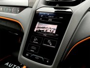 Lamborghini Revuelto V12 77