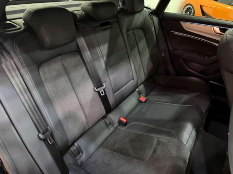 Audi A7 2.0 TDI 40 S line Sportback 5dr Diesel S Tronic quattro Euro 6 (s/s) (204 p 45