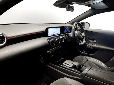 Mercedes-Benz A Class 1.3 A200 AMG Line (Executive) Hatchback 5dr Petrol 7G-DCT Euro 6 (s/s) (163 15