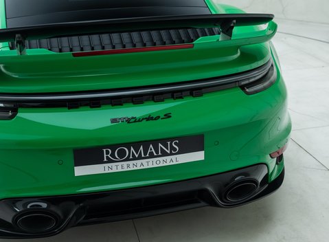 Porsche 911 Turbo S (992) 33
