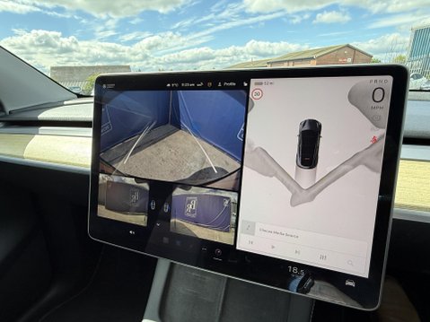 Tesla Model Y (Dual Motor) Long Range SUV 5dr Electric Auto 4WDE (384 bhp) 32