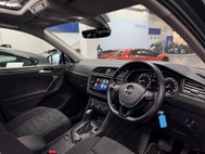 Volkswagen Tiguan 2.0 TSI SEL SUV 5dr Petrol DSG 4Motion Euro 6 (s/s) (180 ps) 23