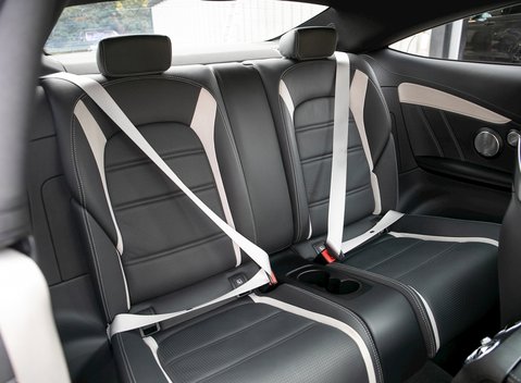 Mercedes-Benz C Class C63 S Coupe 13