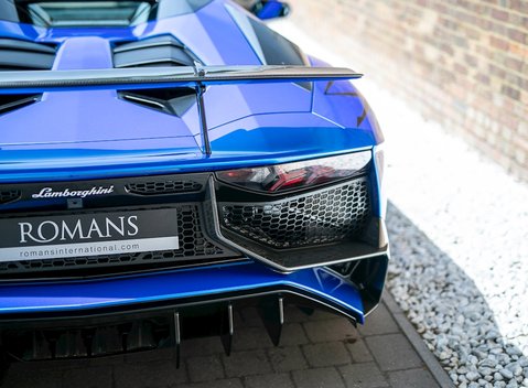 Lamborghini Aventador SV LP750-4 Roadster 30