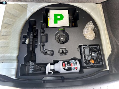 Nissan Pulsar 1.2 Pulsar Tekna DiG-T CVT 5dr 19