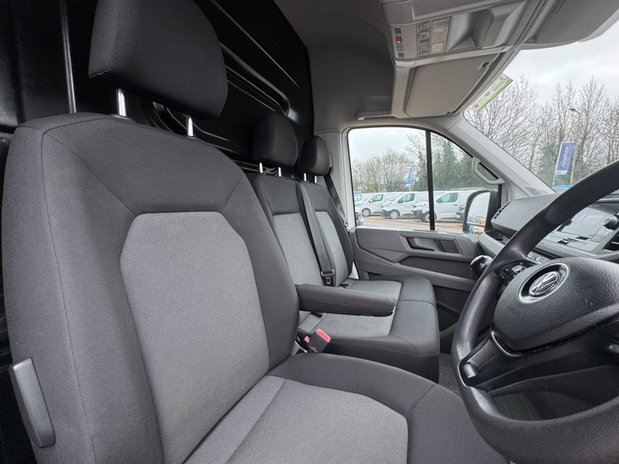 Volkswagen Crafter MWB L2H2 High Roof Trendline Cr35 Air Con EURO 6* 14