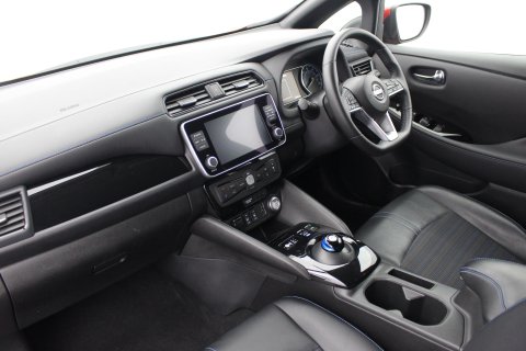 Nissan LEAF 5dr 160kW e+ N-Connecta 59kWh Automatic 5