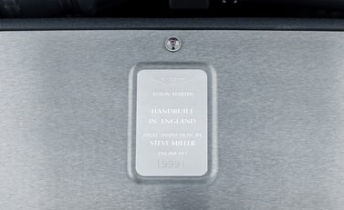 Aston Martin Vanquish S Ultimate 43