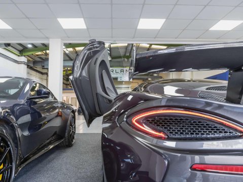 McLaren 570 3.8T V8 Coupe 2dr Petrol SSG Euro 6 (s/s) (570 ps) 59