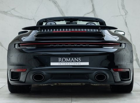 Porsche 911 Turbo S Cabriolet (992) 8