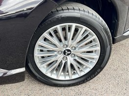 Mitsubishi Outlander 2.4 Outlander Dynamic PHEV CVT 4WD 5dr 3