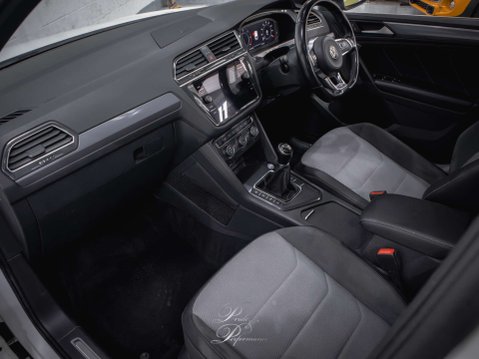 Volkswagen Tiguan 2.0 Tiguan R-Line Tech TDI 5dr 27