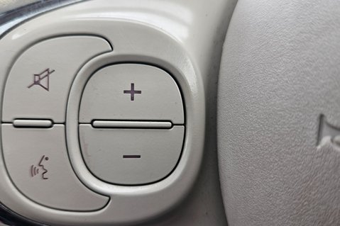 Fiat 500 1.2 LOUNGE LOOK! JUST 62000 MILES! 1 PREVIOUS KEEPER! GLASS ROOF ,BLUETOOTH 19