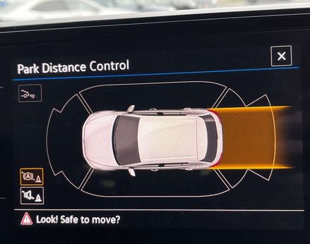 Volkswagen T-Roc 1.5 T-Roc Match TSI S-A 5dr 31