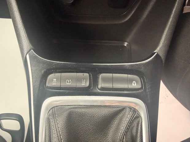 Vauxhall Crossland X SE 28