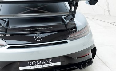 Mercedes-Benz Amg GT GT Black Series 22