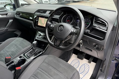 Volkswagen Touran SEL TSI DSG AUTOMATIC - 7 SEATS - ADAPTIVE CRUISE -DEMO +1 OWNER -FVWSH 28