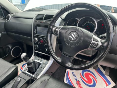 Suzuki Grand Vitara 2.4 VVT SZ5 4WD Euro 5 5dr 42