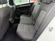 Volkswagen Passat SE NAV TDI DSG 12