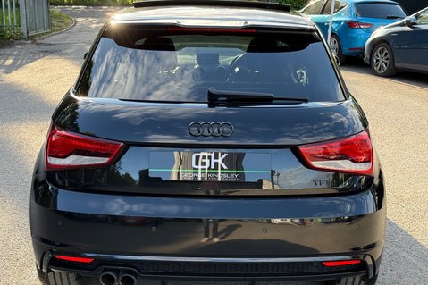 Audi A1 TFSI BLACK EDITION NAV -PANORAMIC SUNROOF - ALL BLACK  9