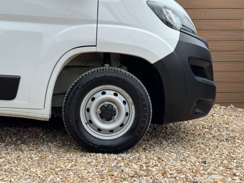 Fiat Ducato 2.2 Ducato 35 Tecnico MultiJet III 12