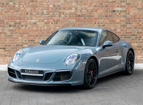 Porsche 911 (991.2) Carrera GTS 8