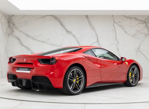 Ferrari 488 GTB 6