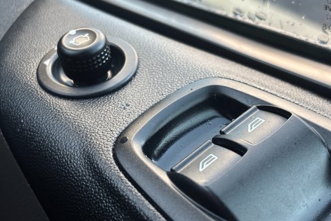 Ford Transit Custom 320 L1 Limited 170 ps Panel Van - Automatic 43