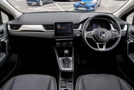 Renault Captur TECHNO E-TECH