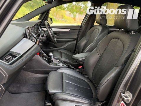 BMW 2 Series 2.0 220d M Sport Auto 5dr 46