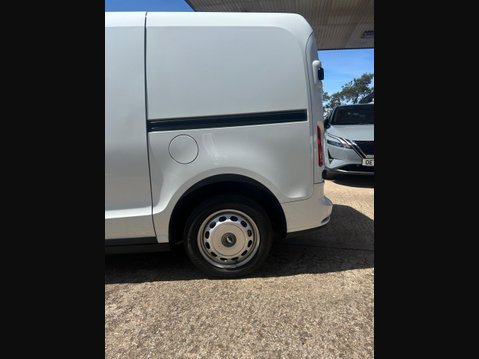 Levc VN5 31kWh Ultima Auto Euro 6 5dr (Range Extender) 2