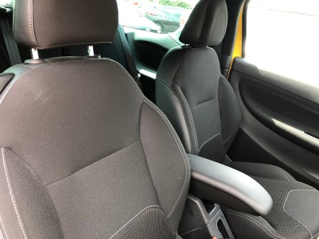 Citroen DS3 1.6 DSTYLE PLUS petrol manual, 2 owners, just 35,000m FSH 5