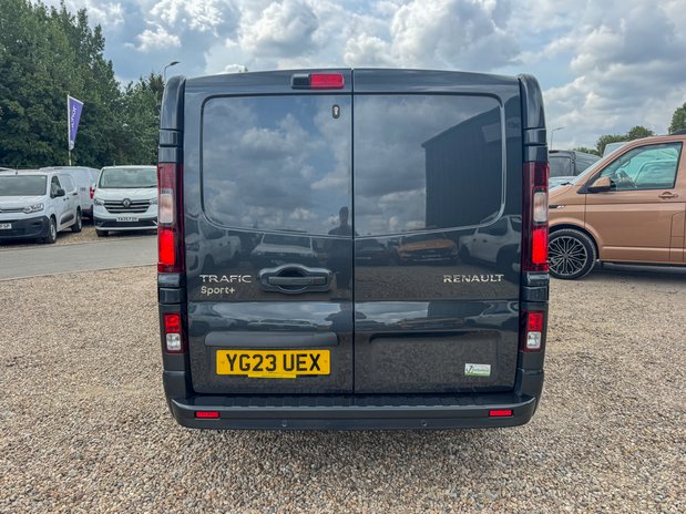 Renault Trafic SWB L1H1 Low Roof Sport SL28 Air Con Alloys Sensors Cam EURO 6 7