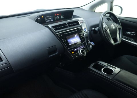 Toyota Prius+ 1.8 VVT-h Icon MPV 5dr Petrol Hybrid CVT Euro 6 (s/s) (136 ps) 42