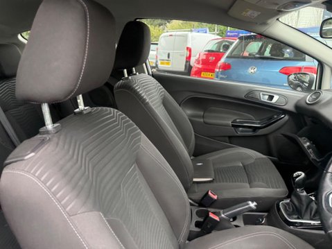 Ford Fiesta 1.25 Zetec Euro 5 3dr 11
