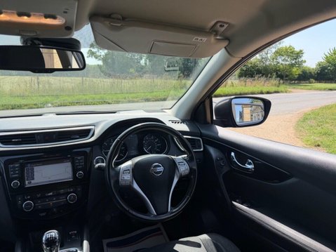 Nissan Qashqai 1.5 dCi N-Connecta SUV 5dr Diesel Manual 2WD Euro 6 (s/s) (110 ps) 1 OWNER 20