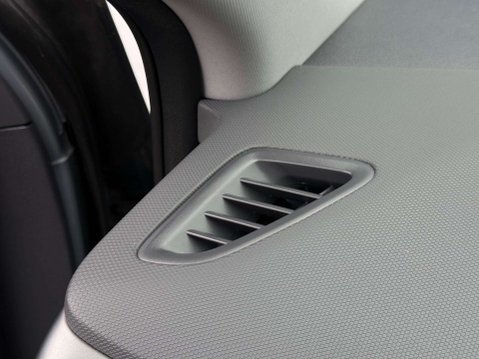 Hyundai IONIQ 38.3kWh Premium SE Auto 5dr 71