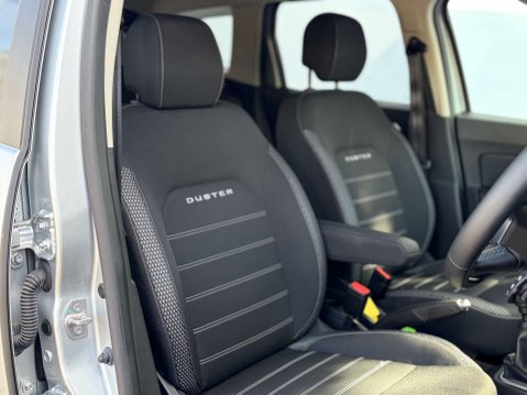 Dacia Duster 1.0 Duster Prestige LPG TCe 4x2 5dr 9