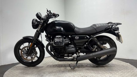Moto Guzzi V7 853 STONE 2022 PROJECT BIKE SPARES OR REPAIR RETRO ROADSTER 4