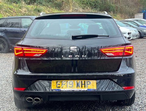 SEAT Leon 2.0 Leon Xcellence Luxury TSi Semi-Auto 5dr 5