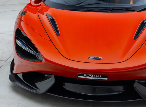 McLaren 765LT Spider 36