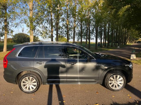 Volvo XC90 2.0 D5 PowerPulse Momentum Auto 4WD Euro 6 (s/s) 5dr 43